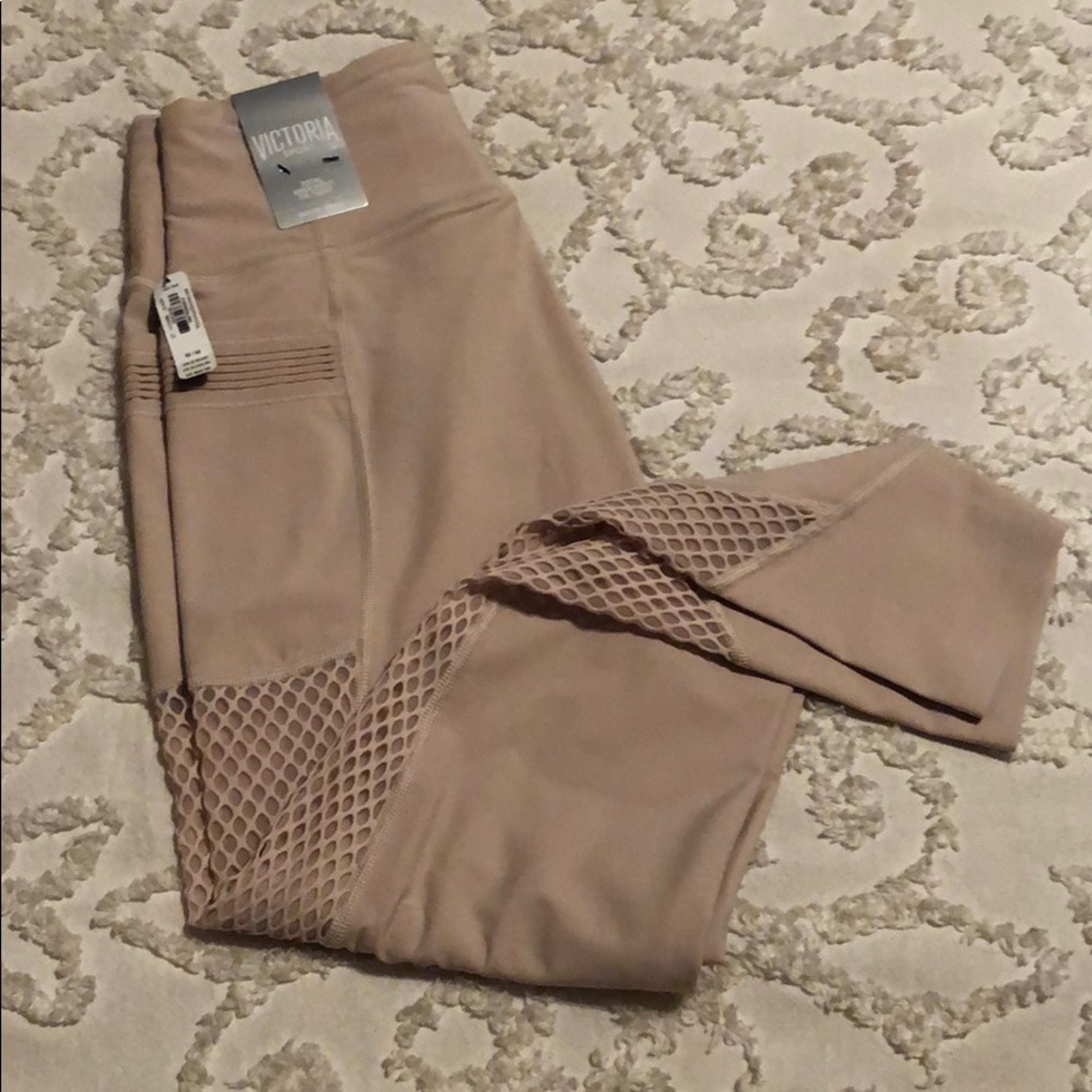 Workout pants. Never worn